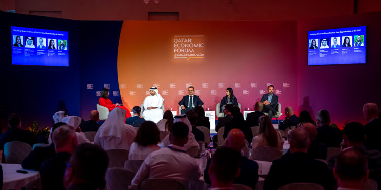 Die fünfte Ausgabe des Qatar Economic Forum findet mit breiter internationaler Beteiligung statt