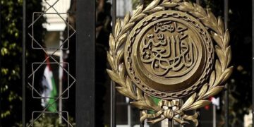 Die Problematik der begrenzten Wirksamkeit arabischer Gipfeltreffen: Eine Analyse der institutionellen Leistungskrise der Liga der Arabischen Staaten