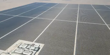 Katar eröffnet zwei Solarstromanlagen mit einer Investition von 631 Millionen US-Dollar