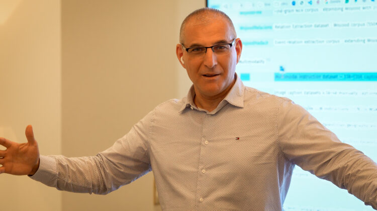 Erster Tag des Symposiums „Cross-Cultural Artificial Intelligence“